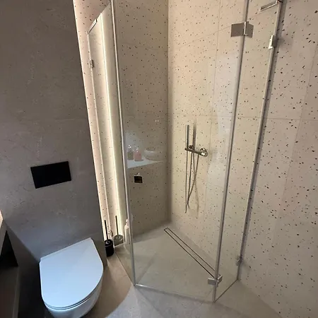 59 Park Apartment